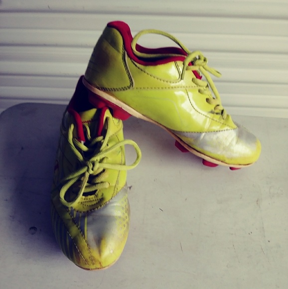 champion baseball cleats